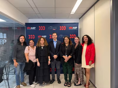 Equipo de la Oficina Local de la Niñez obtiene certificación en cuidados de niños, niñas y adolescentes