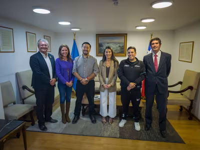 Alcaldes de la Provincia Cordillera unidos: reunión con la ministra de Educación