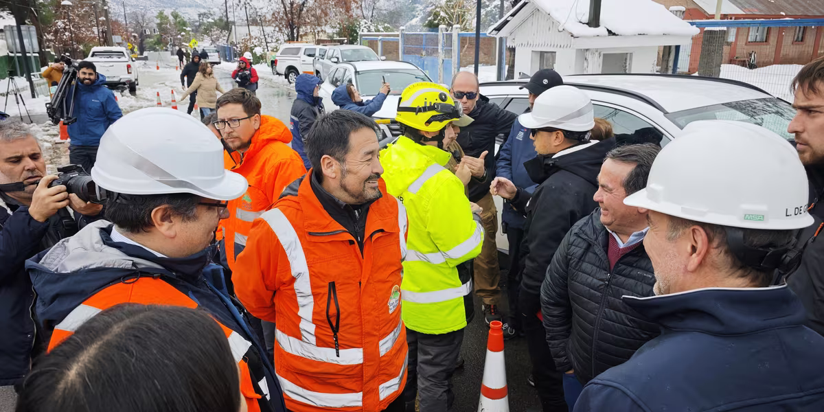 Autoridades supervisan en terreno trabajos para mantener la conectividad en la Ruta G-25