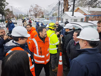 Autoridades supervisan en terreno trabajos para mantener la conectividad en la Ruta G-25