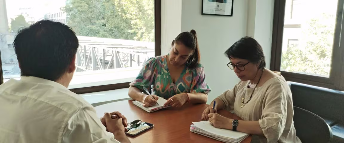 Alcalde Roberto Pérez junto a Seremi de Cultura Ana Mora Peña