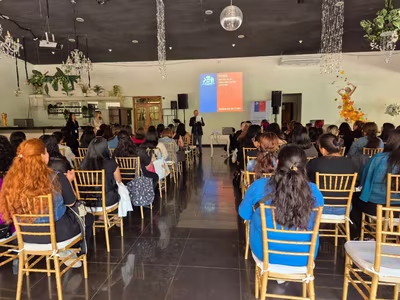 Ceremonia de certificación de los programas Emprendamos Básico y Emprendamos Avanzado FOSIS 2025