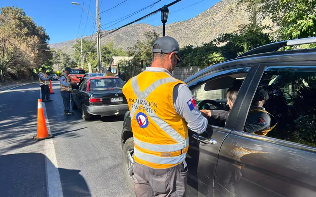 Equipo de Ministerio de Trasnportes en fiscalización