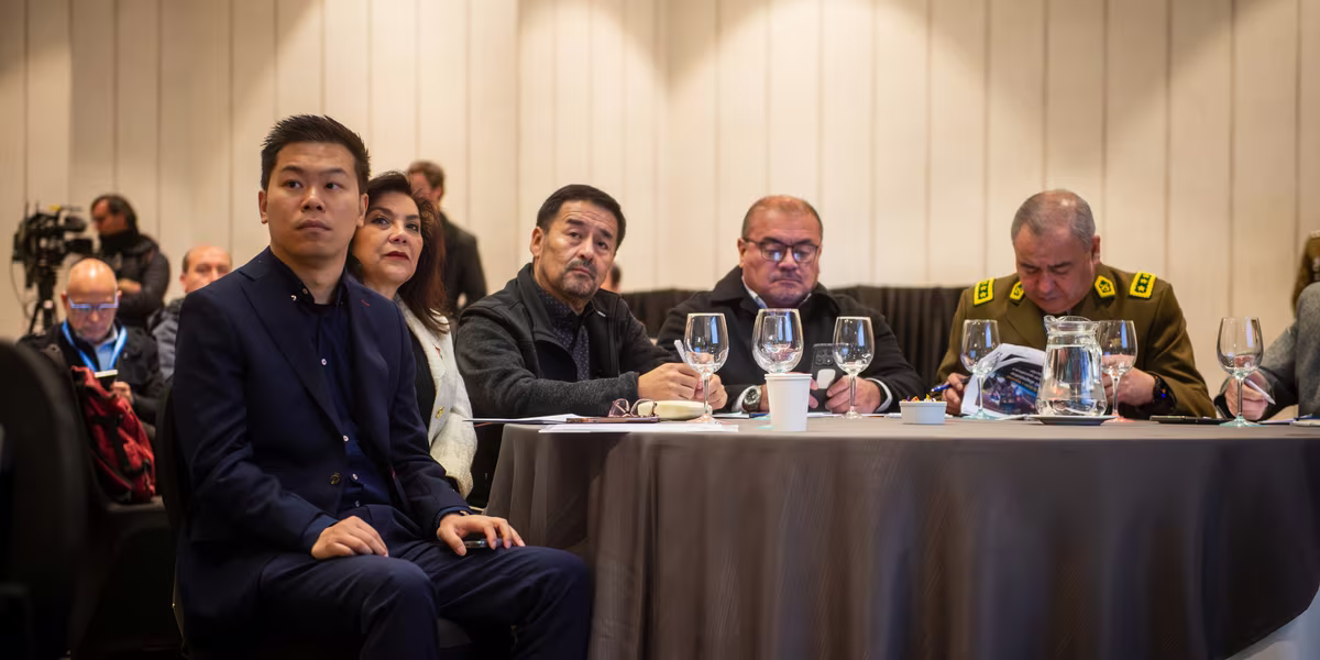 Alcalde Roberto Pérez Catalán participa en seminario nacional sobre seguridad rural organizado por AMUR